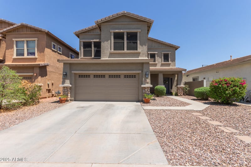 17560 Young St, Surprise, AZ 85388