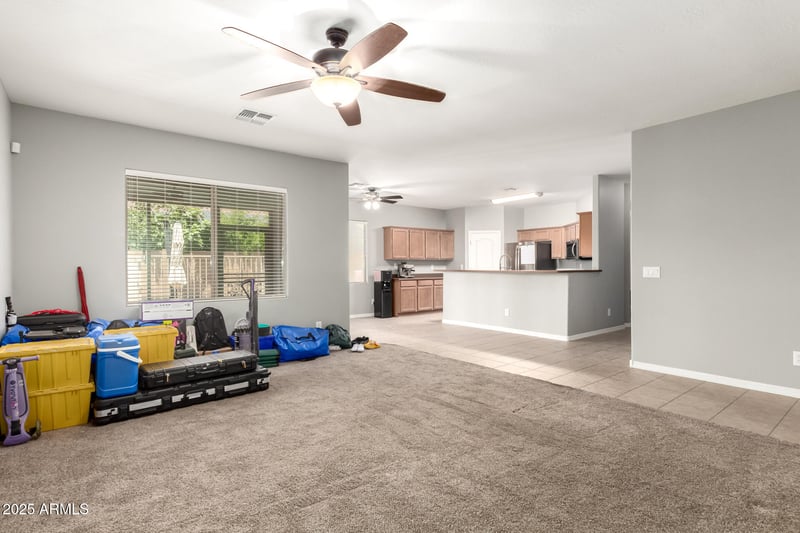 17562 Gelding Dr, Surprise, AZ 85388