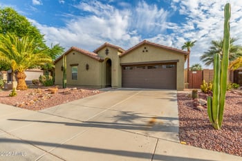 17565 Spring Ln, Surprise, AZ 85388