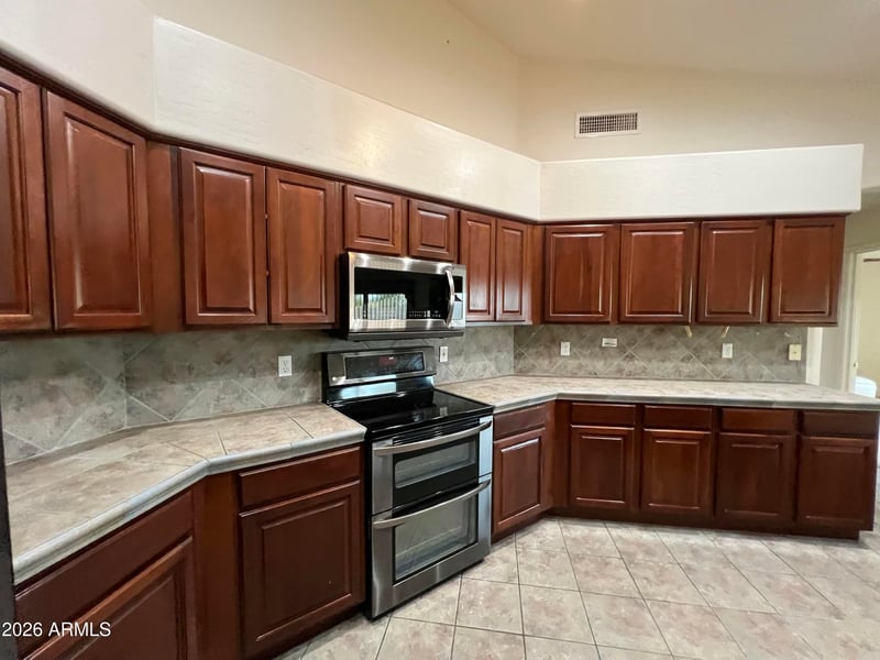 17568 W Copper Ridge Dr, Goodyear, AZ 85338