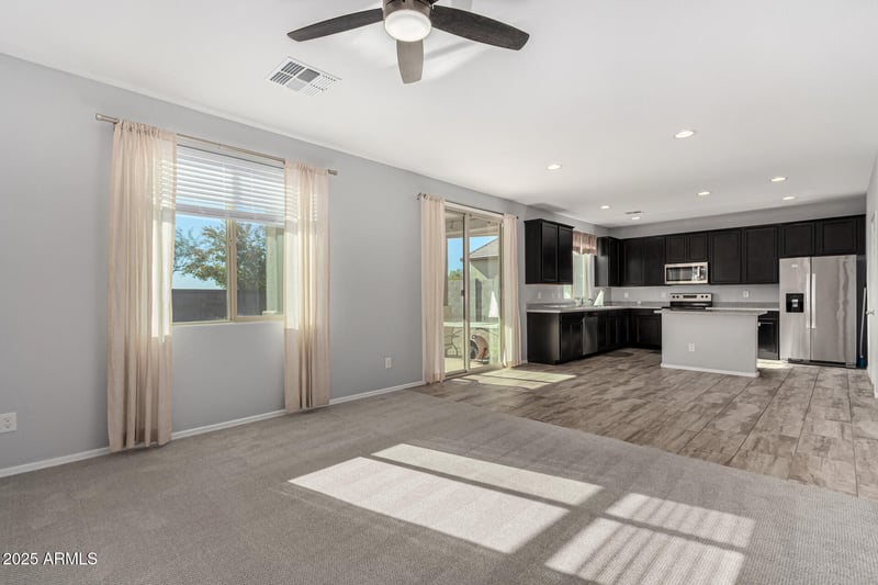 17569 Country Club Ter, Surprise, AZ 85387