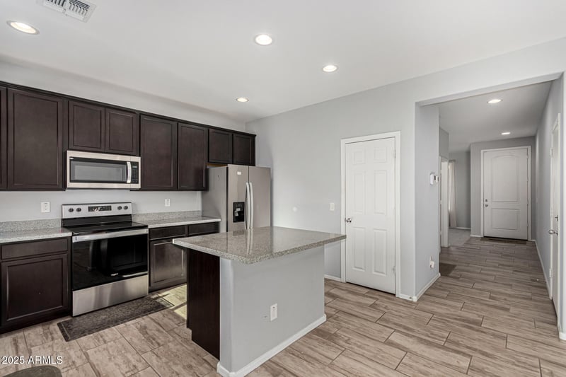 17569 Country Club Ter, Surprise, AZ 85387