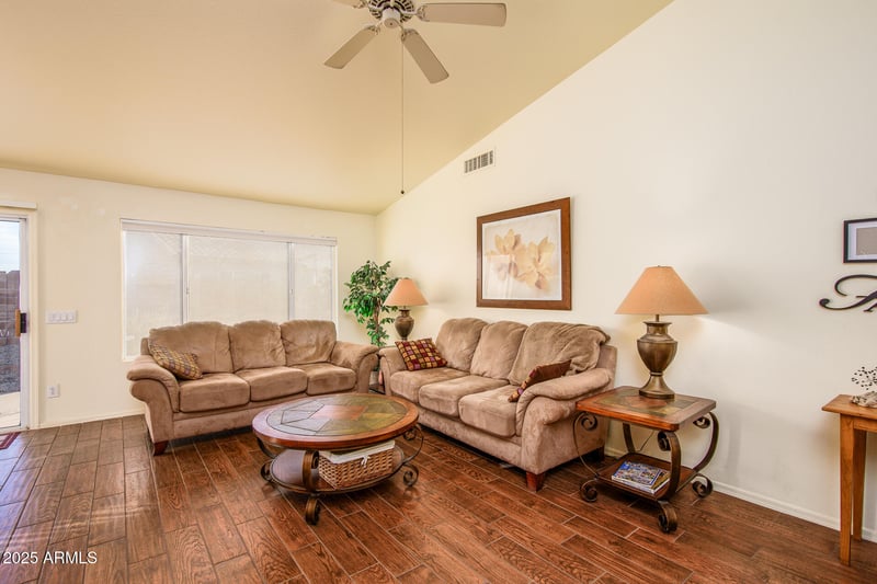 1757 E Lindrick Dr, Chandler, AZ 85249