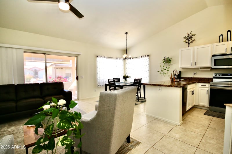 1757 Palm Beach Dr, Chandler, AZ 85249