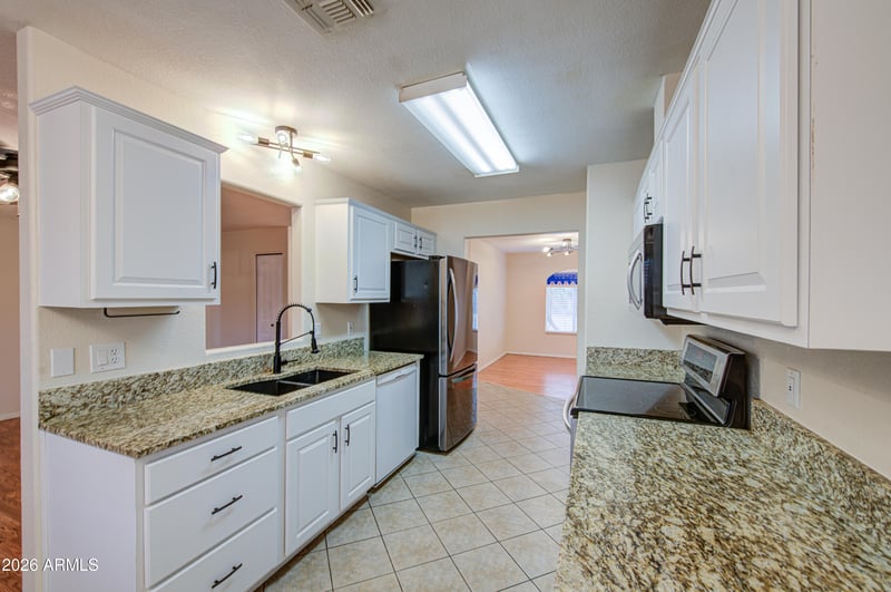 1757 Ray Ln, Apache Junction, AZ 85120