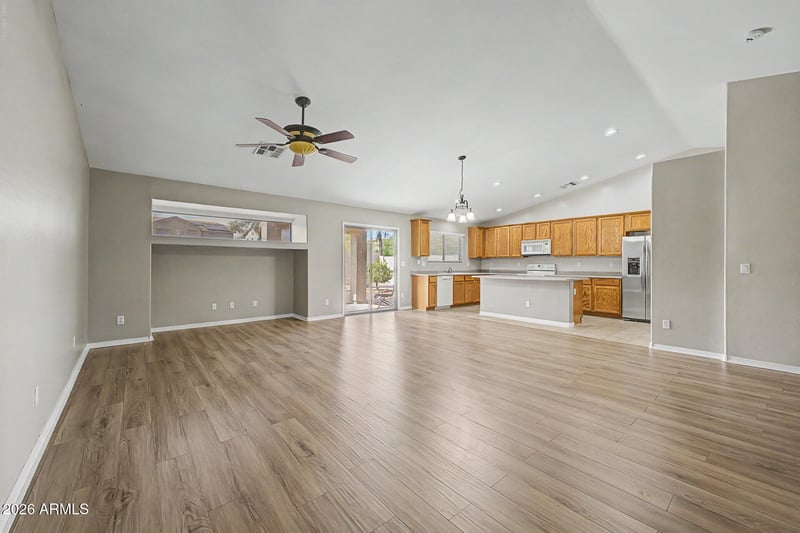 17572 W Spring Ln, Surprise, AZ 85388