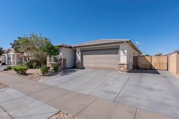 17576 W Desert Bloom St, Goodyear, AZ 85338