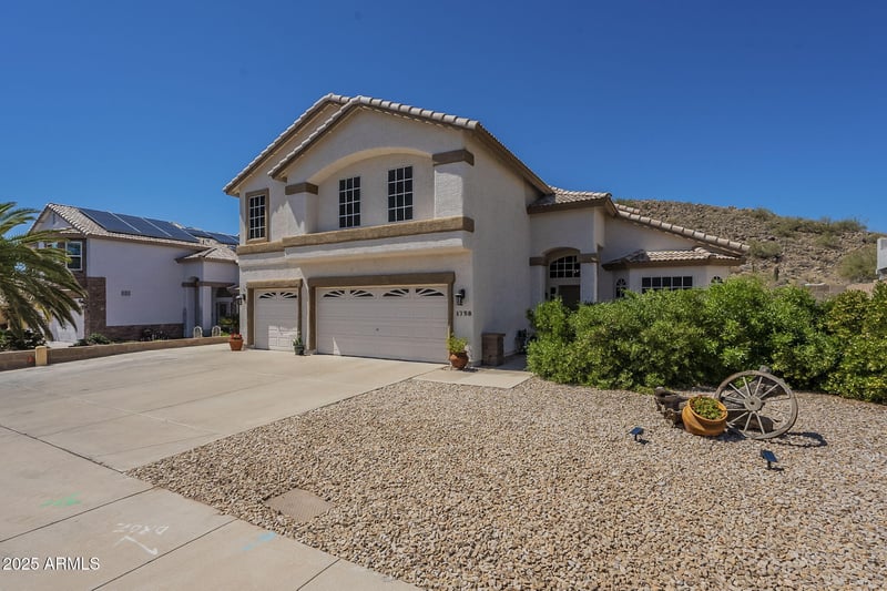 1758 74th Pl, Mesa, AZ 85207
