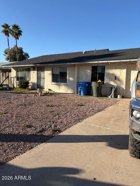 1758 Menadota Dr, Phoenix, AZ 85027