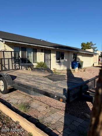 1758 Menadota Dr, Phoenix, AZ 85027