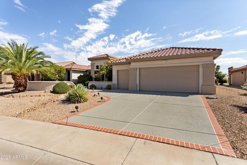 17583 Horseshoe Dr, Surprise, AZ 85374