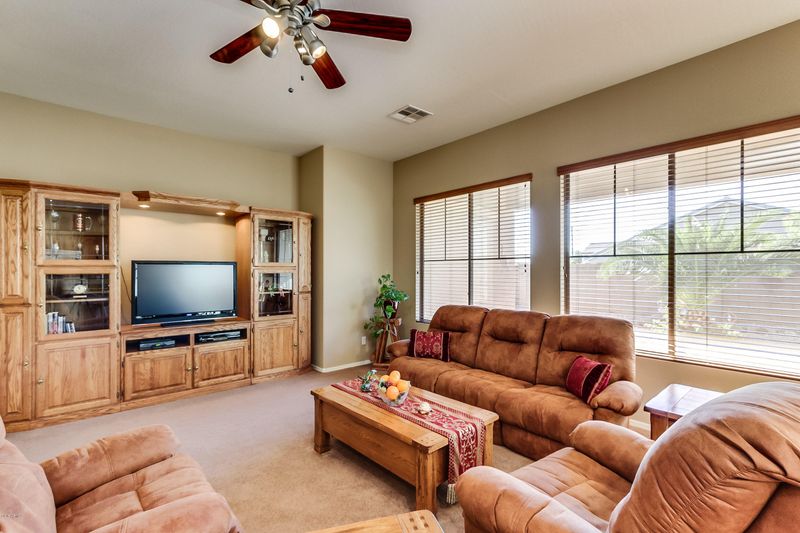 17585 W Aster Dr, Surprise, AZ 85388