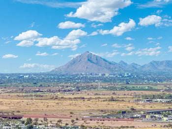 1759 Spring Cir, Mesa, AZ 85203
