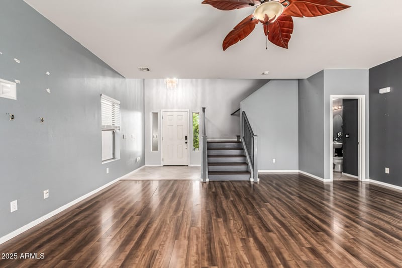 17592 Young St, Surprise, AZ 85388