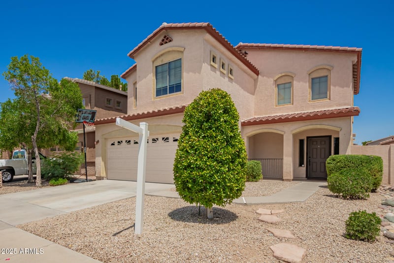 17592 Young St, Surprise, AZ 85388