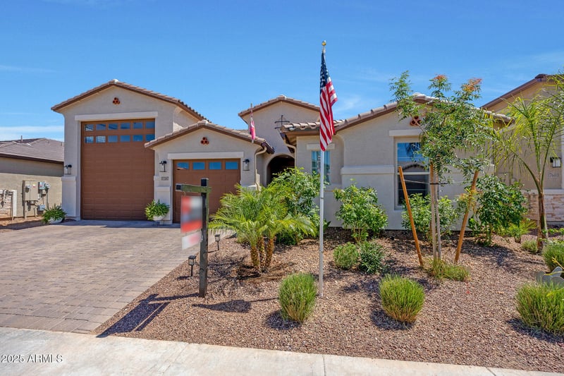 17597 Red Fox Rd, Surprise, AZ 85387