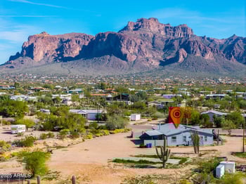 176 Acacia Rd, Apache Junction, AZ 85119