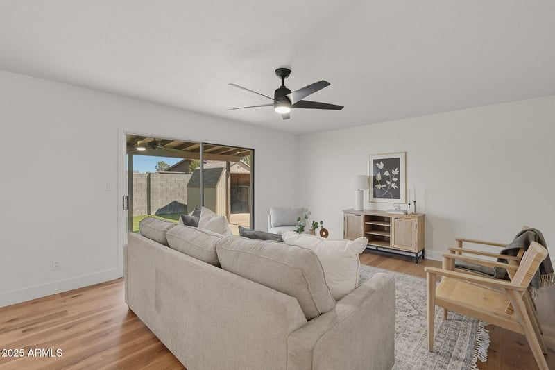 17601 17th Ave, Phoenix, AZ 85023