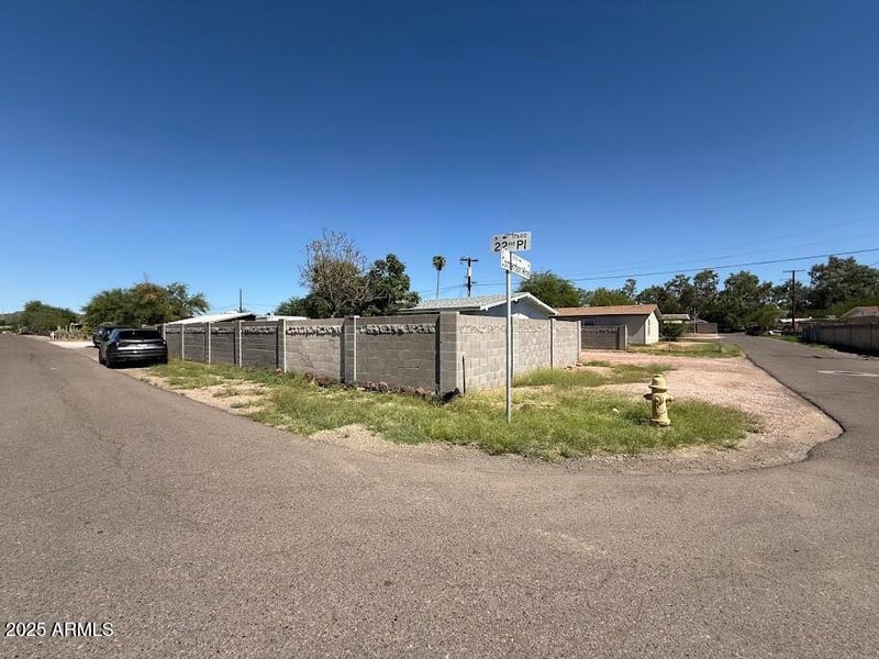 17601 22nd Pl, Phoenix, AZ 85022