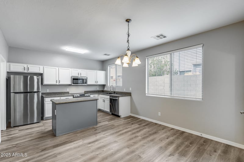 17602 Mandalay Ln, Surprise, AZ 85388