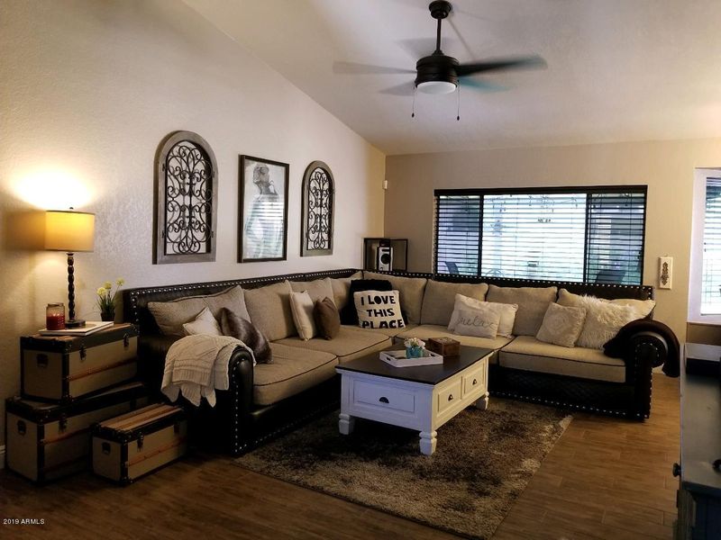 17602 N 63rd Ave, Glendale, AZ 85308