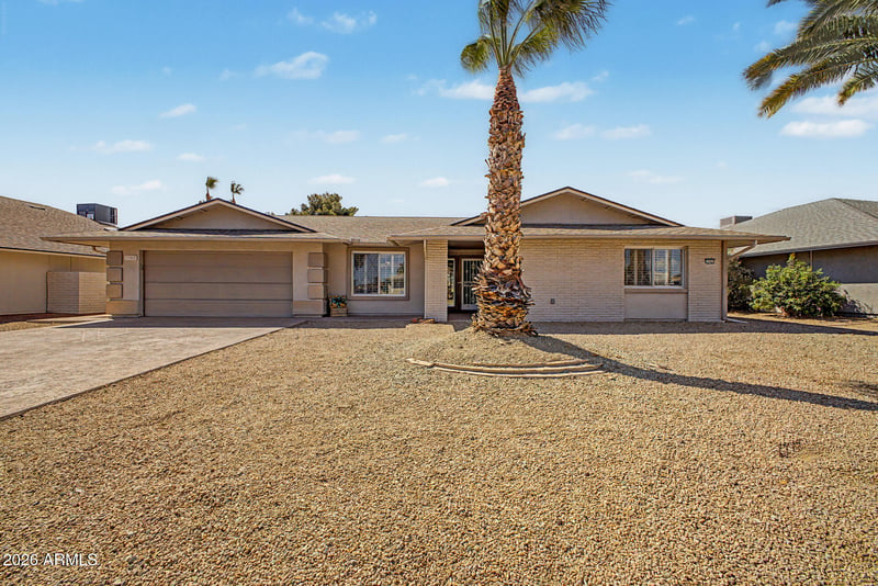 17602 Conquistador Dr, Sun City West, AZ 85375