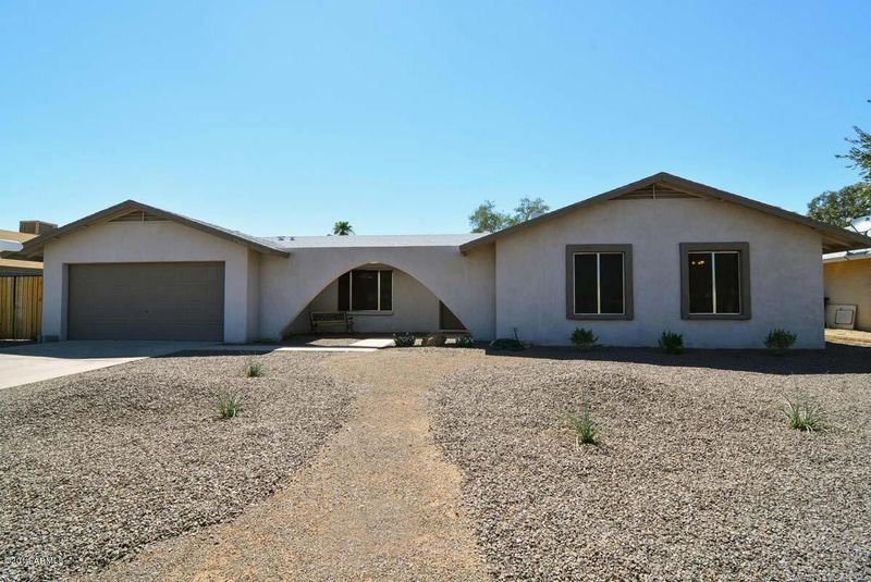 17604 N 39th Ave, Glendale, AZ 85308