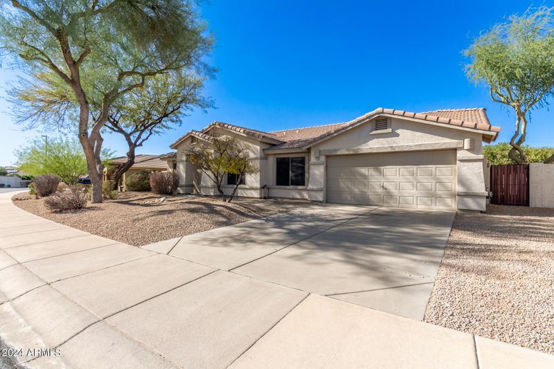 17604 W Copper Ridge Dr, Goodyear, AZ 85338