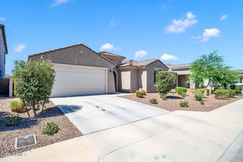 17605 Medlock Dr, Litchfield Park, AZ 85340