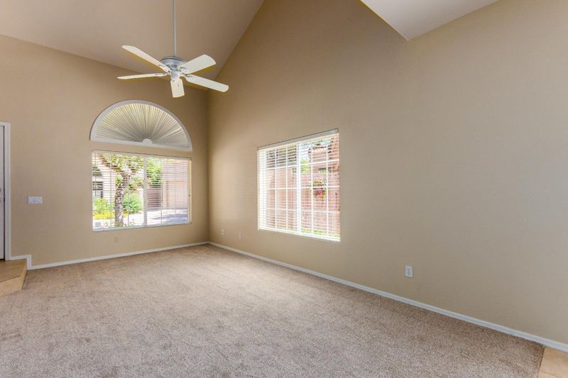 17606 N 17th Pl #1111, Phoenix, AZ 85022
