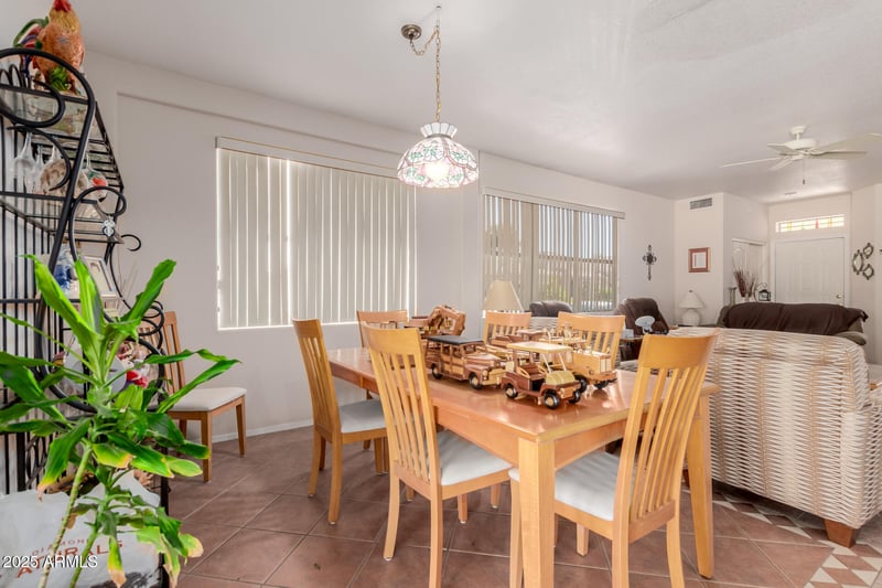 17606 Wildberry Dr, Surprise, AZ 85374