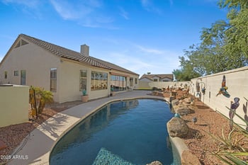 17607 Eagle Dr, Goodyear, AZ 85338