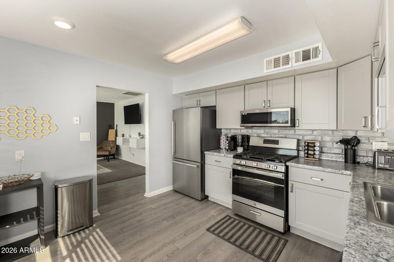 17607 15th Ave, Phoenix, AZ 85023