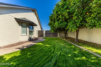 17608 62nd Dr, Glendale, AZ 85308