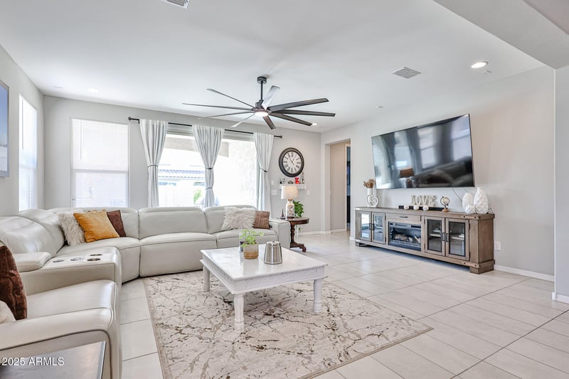 17609 Medlock Dr, Litchfield Park, AZ 85340