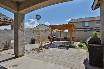 17609 Medlock Dr, Litchfield Park, AZ 85340