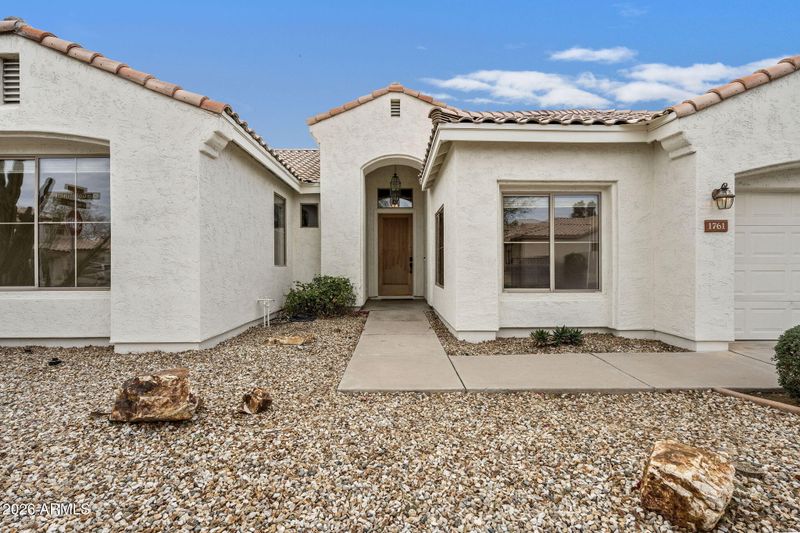 1761 W Goldfinch Way, Chandler, AZ 85248