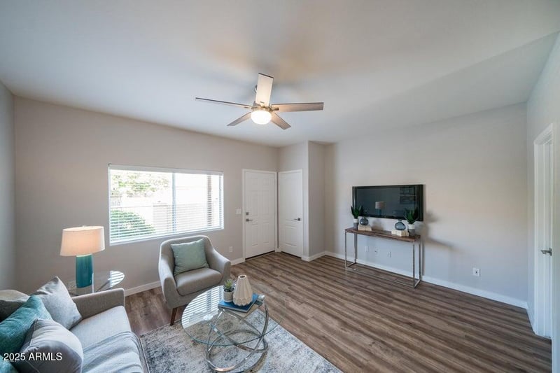 17610 17th Pl #11, Phoenix, AZ 85022