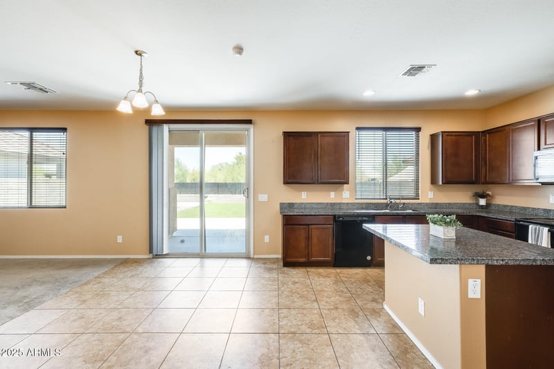 17610 Paraiso Dr, Surprise, AZ 85387