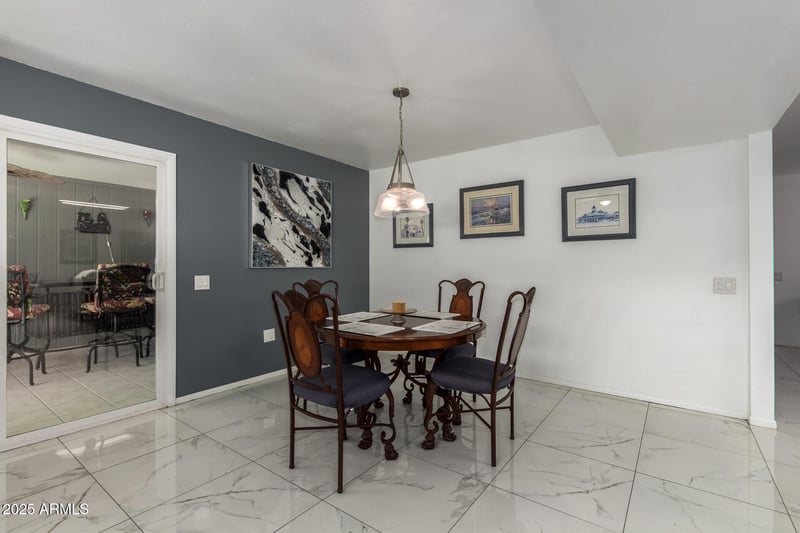 17611 102nd Dr, Sun City, AZ 85373