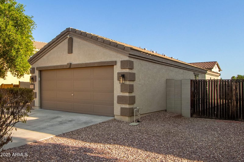 17611 Watson Ln, Surprise, AZ 85388