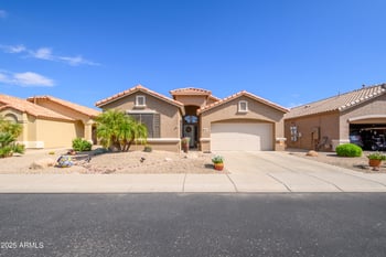 17612 Ingleside Dr, Surprise, AZ 85374