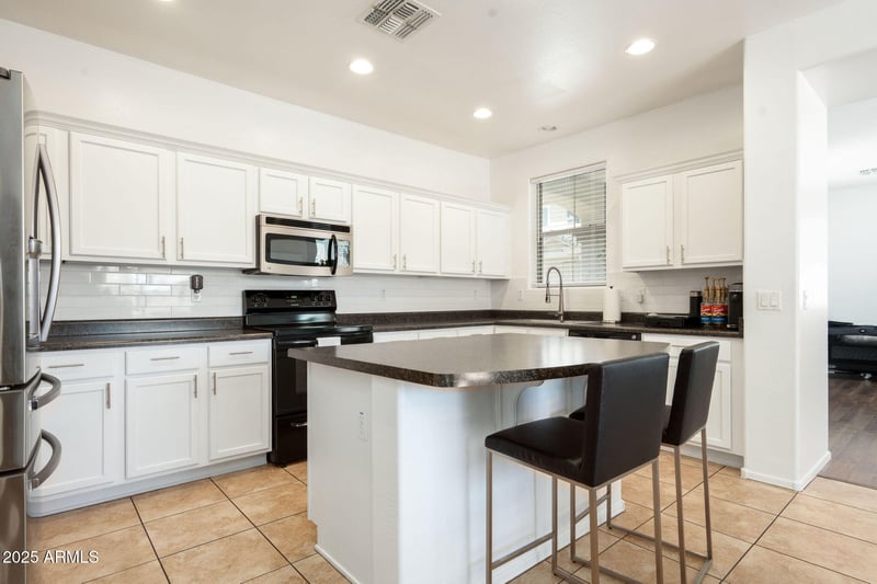 17613 114th Ln, Surprise, AZ 85378