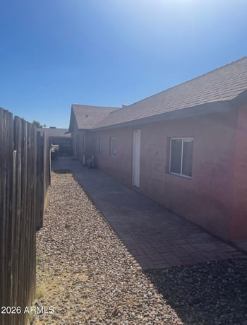 17613 55th Dr, Glendale, AZ 85308