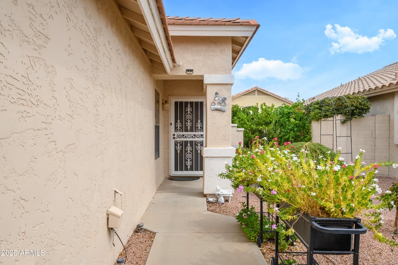 17614 Arcadia Dr, Surprise, AZ 85374