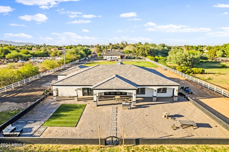 17617 Rose Ln, Waddell, AZ 85355