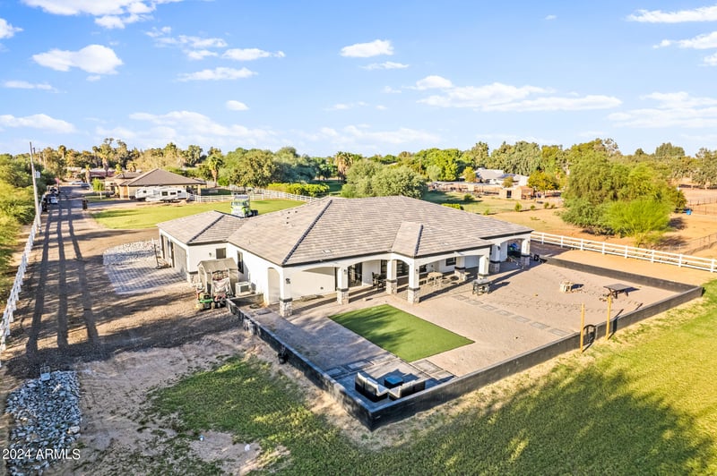 17617 Rose Ln, Waddell, AZ 85355