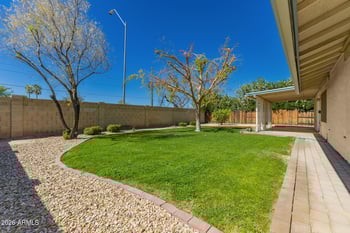 17620 58th Ln, Glendale, AZ 85308