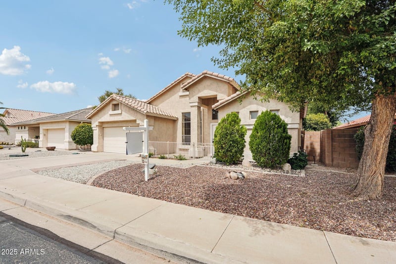17620 Weatherby Dr, Surprise, AZ 85374