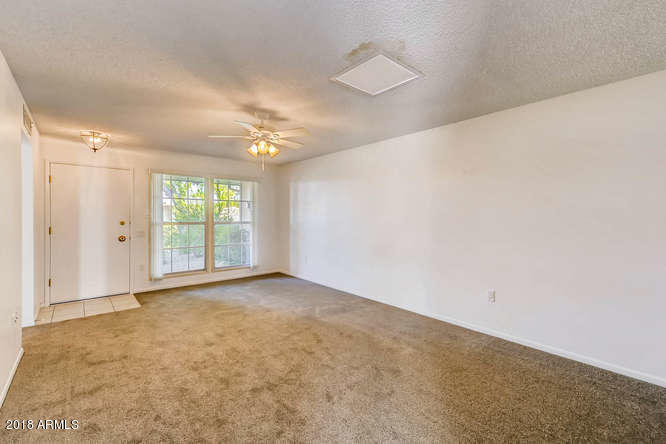 17622 N 104th Ave, Sun City, AZ 85373